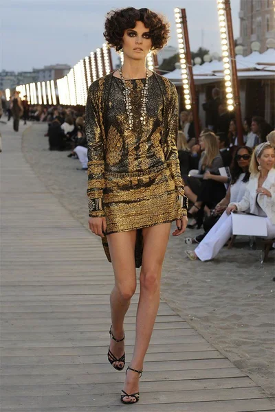 Look 22